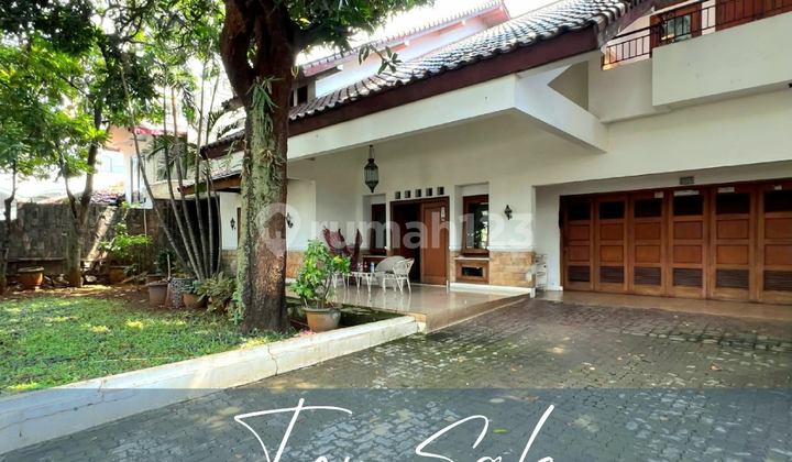 Rumah Duren Tiga Jalan Lebar Bangunan Terawat Cocok Usaha