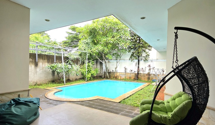 Pejaten Area House, Quiet Neighborhood, Well-Maintained Building, Always Rented, Suitable for Investment. 2