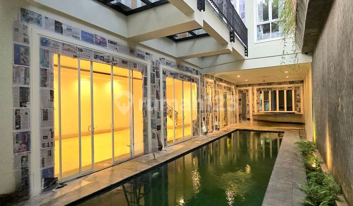 Rumah Mewah Jalan Lebar Kebayoran Baru
