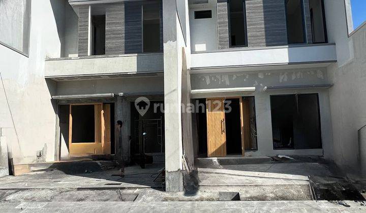 Dijual Rumah Mewah Minimalis Modern Wisma Mukti 1