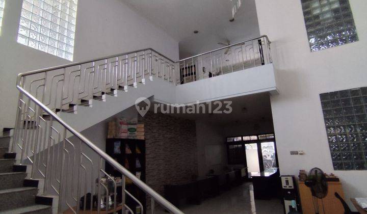 Rumah Hitung Tanah BANGUNAN MASIH KOKOH! Dekat Ubaya, Hotel 1