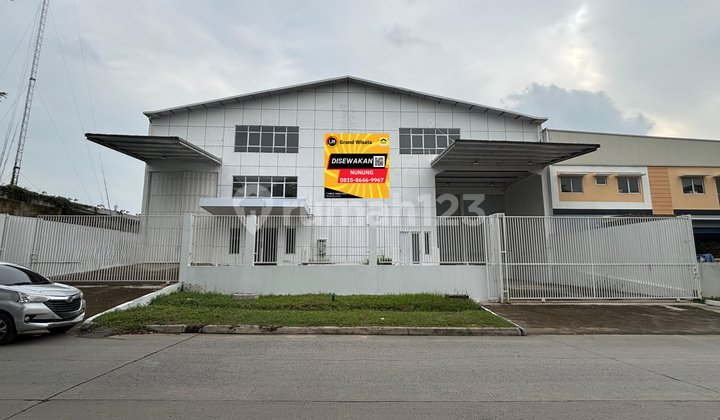 For Rent: Delta Silicon Warehouse Ready to Use, Land Area 2,240m2 in Industrial Area, Suitable for Storage and Business, With Secure and Comfortable Location, Delta Silicon Lippo, Cibatu, Cikarang