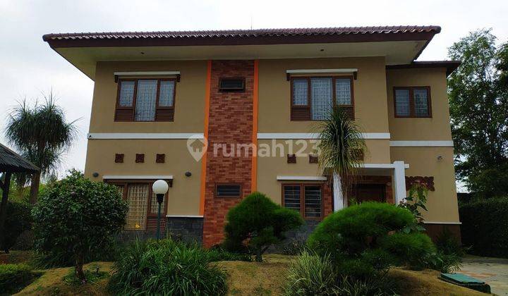 Dijual cepat Villa Hook 2 lantai di cianjur Cipanas Puncak 1