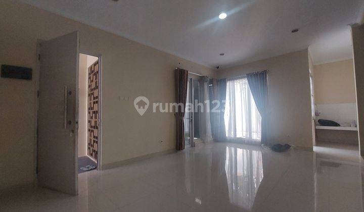 Disewa rumah semi furnished 2 lantai Kamar 3+1 akses langsung toll Tambun Grandwisata Bekasi 2