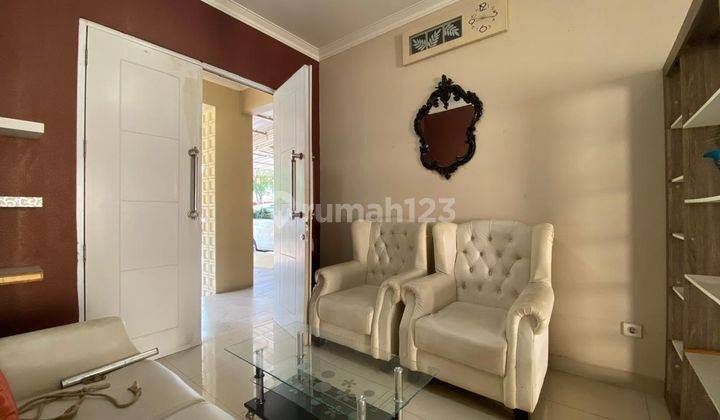 Dijual Rumah Semi Furnished  2 Lantai Kamar 3+1 Fasilitas Kolam Renang Dan Private Clubhouse 500m Menuju Mall Living World Grandwisata Bekasi 2