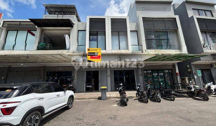 Dijual Ruko Grand Wisata 2 Lantai Siap Pakai Parkir Luas Dan Tidak Berbayar Cocok Untuk Kantor, Resto dan Salon Kecantikan Akses Langsung Tol Tambun Grand Wisata Bekasi 1