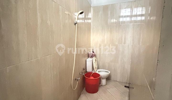 Dijual Rumah Town House Jagakarsa 2 Lantai 4+1 Kamar Tidur , 10 Menit Dari Kampus Ui , SHM , bisa KPR ,Jagakarsa, Jakarta Selatan 2
