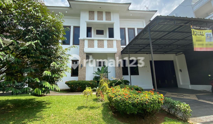 For Sale Grand Wisata 2-Storey House 6+1 Bedrooms SHM Area 456m2 KPR Available 200m From Living World Mall Direct Access to Tambun Toll Road Grand Wisata Bekasi