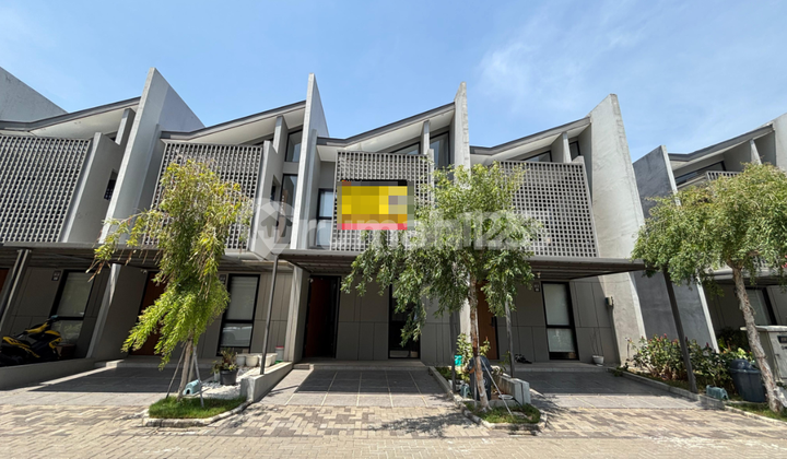For Sale: Grand Wisata Millennial Cluster House, Ready to Occupancy, 2 Floors Fully Furnished, Eligible for 100% Mortgage, 100m from Living World Mall, Near Notredame, Al Azhar, and IPEKA Schools, Direct Access to Tambun Toll Road, Grand Wisata Bekasi. 2