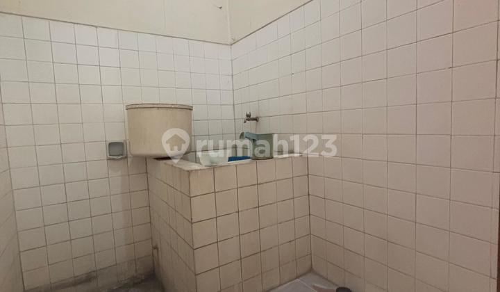 Dijual Rumah Kemang Pratama 1, Posisi Hook, 3+1 Kamar Tidur, Luas Tanah 310M2, bisa KPR, Fasilitas Sekolah Al-Azhar, Sekolah Victory, 2Km Menuju Mall Pakuwon, 3 KM Dari Gerbang Tol Bekasi Barat, Kota Bekasi 2