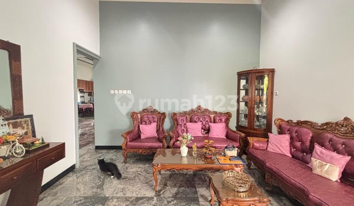 Dijual Rumah Hook 2 Lantai Area Grand Wisata Luas 404m2, 100m dari Masjid Besar Izzatul, Sekolah Al-Azhar, IPEKA, Bisa KPR, Akses Tol Tambun Grand Wisata Bekasi 2