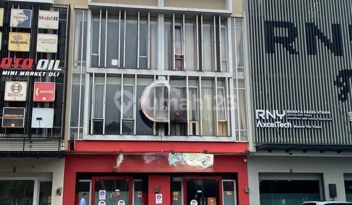 For Sale 3-Storey Ruko at Celebration Boulevard, Building Area 152M2, Spacious and Free Parking, Suitable for Office, Alfamart, Culinary Business, Direct Access to Tambun Toll Road, Grand Wisata Bekasi.