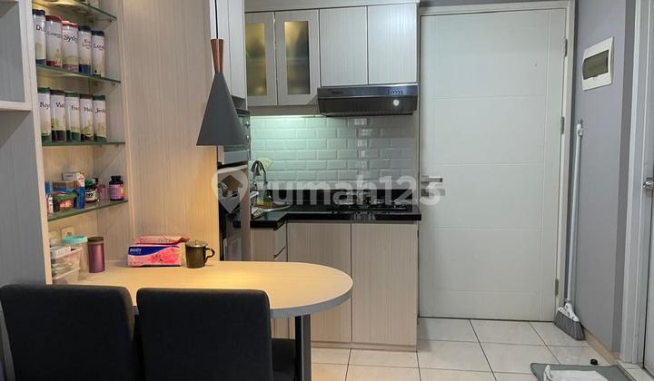 Disewakan Apartemen Tower Davalia, 2 Kamar Tidur, Type Studio Full Furnished, Summarecon Bekasi 2