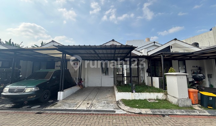 Dijual Rumah Familia Urban, 1 Lantai, Luas Tanah 100m2, Siap Huni, Keamanan 24jam, Bebas Banjir, Mustikasari, Mustikajaya, Kota Bekasi Dijual Rumah Familia Urban, 1 Lantai, Luas Tanah 100m2, Siap Huni, Keamanan 24jam, Bebas Banjir, Mustikasari, Mustikajaya, Kota Bekasi