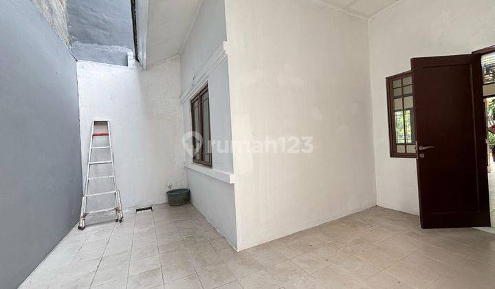 Disewakan Rumah Grand Wisata 1 Lantai, 2 kamar Tidur, Fasilitas Sekolah Ipeka, Al-Azhar, 200m dari Mall Living World, Akses Langsung Tol Tambun Grand Wisata Bekasi 2