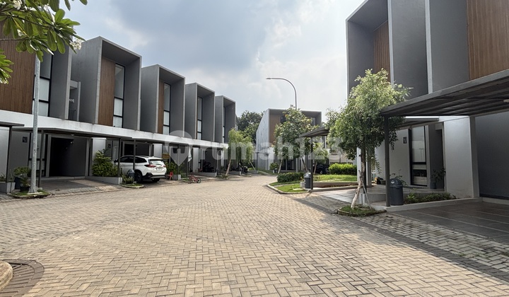 For Rent: 2-Story Grand Wisata House Fully Furnished 100m From Living World Mall Grand Wisata Bekasi 2