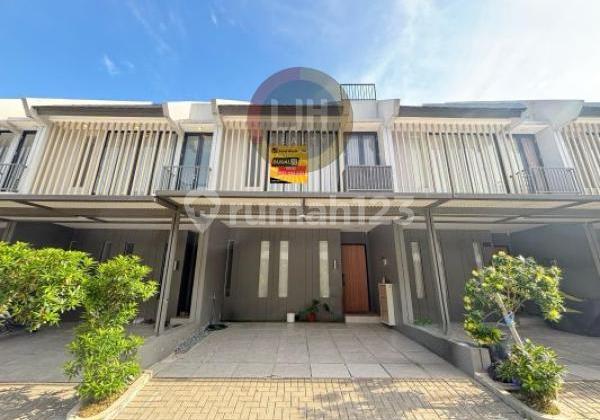 Dijual Rumah Grand Wisata 3 Lantai, Kamar 3, Full Furnished Siap Huni, Bisa KPR, 700m dari Mall, Akses Langsung Tol Tambun Grand Wisata Bekasi