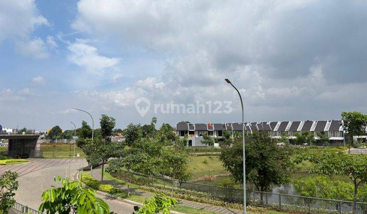 Dijual Rumah Dalam Cluster di Grand Wisata Luas 125m2, 4+1 Kamar Tidur, Siap Huni, View Danau, Akses Langsung Tol Tambun Grand Wisata Bekasi 2