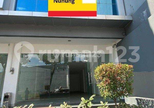 Dijual Ruko Galuh Mas 3 Lantai Terawat Dan Siap Pakai, Parkir Luas Tidak Berbayar, Bisa Kpr, 650 M Dari Karawang Central Plaza, Teluk Jambe Karawang