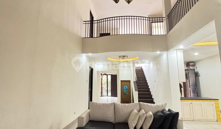 Dijual Rumah Cluster Bima Buana, Dukuh Bima, Siap Huni dan Terawat, 2 Lantai Luas 162m2, 4 Kamar Tidur, Carpot 3 Mobil, SHM, Bisa KPR, Fasilitas Lapangan Olahraga dan Taman Luas, Row Jalan 3 Mobil, Akses 1km Menuju Tol Tambun Grand Wisata Bekasi 2