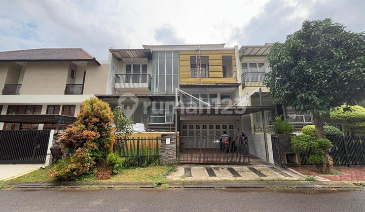 Dijual Rumah Split Level Luas 240M2, 5+1 Kamar Tidur, bisa Dijadikan Tempat Tinggal Maupun Tempat Usaha, bisa KPR, 500M Dari Mall Living World, Akses Langsung Tol Tambun Grand Wisata Bekasi Dijual Rumah Split Level Luas 240M2, 5+1 Kamar Tidur, bisa Dijadikan Tempat Tinggal Maupun Tempat Usaha, bisa KPR, 500M Dari Mall Living World, Akses Langsung Tol Tambun Grand Wisata Bekasi