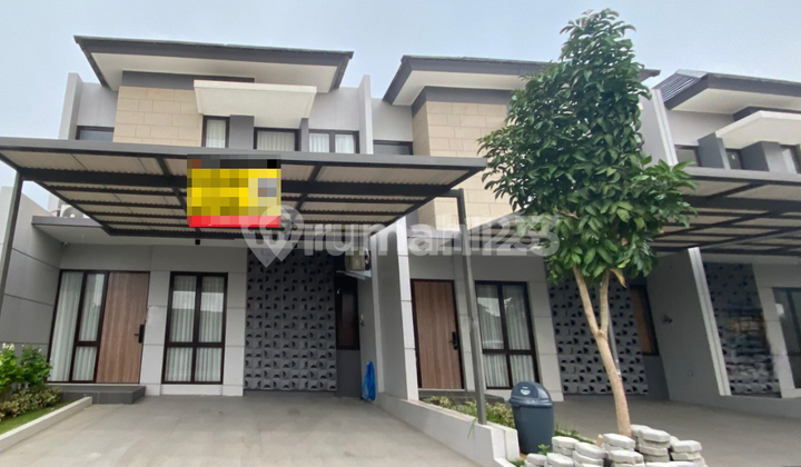 For Sale New Grand Wisata House Ready to Occupy 2 Floors 4 Bedrooms, Direct Access to Tambun Toll Road, 1 Km From Living World Mall Facilities School Ipeka, Al Azhar, Mitra Keluarga Hospital, Hermina Grand Wisata Bekasi