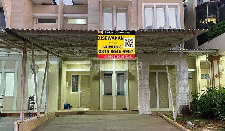 Disewakan Rumah Grand Wisata Siap Huni 2 Lantai Kamar 4+1 Fasilitas Kolam Renang, Lapangan Olahraga, Club House, 550 Meter Dari Mall Living World, Akses Langsung Tol Tambun Grand Wisata Bekasi