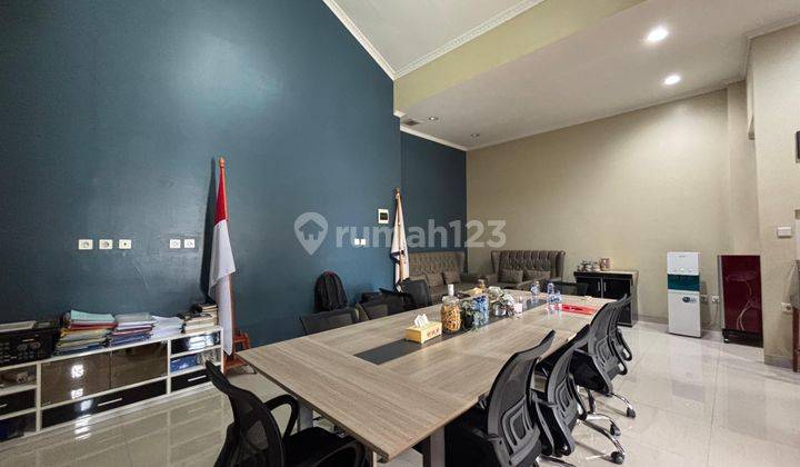 Dijual Bangunan Kantor Jalan Raya Mustikajaya, Siap Pakai, Parkir Luas Shm Bisa Kpr Kota Bekasi 1