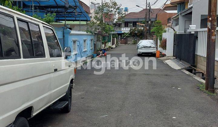 RUMAH BANGUNAN LAMA DI KS. TUBUN SLIPI PALMERAH JAKARTA BARAT 1