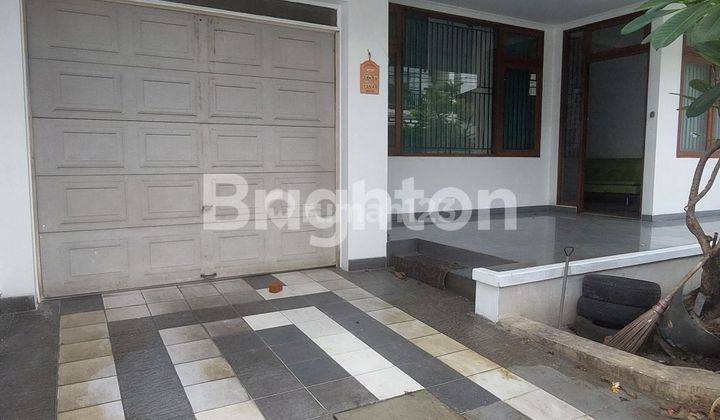 Rumah Besar di Kemanggisan Jakarta Barat 2