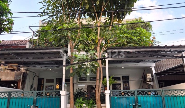 Rumah SHM Semi Furnish Bisa KPR 8x20 4+1KT di Taman Alfa Indah Joglo Rumah SHM Semi Furnish Bisa KPR 8x20 4+1KT di Taman Alfa Indah Joglo