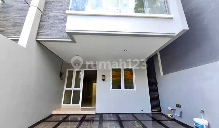 Brand New Rumah 3Lt 8x20 4+1KT SHM Siap Huni Jl Asem Duri Kepa 2