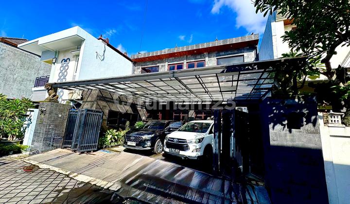 Dijual Rumah Modern Tropical Industrial Jl Waribang Siap Huni, Garasi 2 Mobil 2