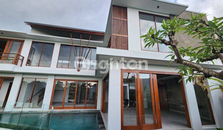 LUXURY VILLA CANGGU WITH 4 BEDROOM 2