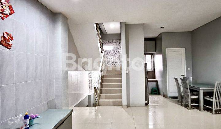 RUKO 3 LANTAI, LOKASI PREMIUM MAHENDRADATTA, KONDISI BANGUNAN SANGAT BAIK, FULL FURNISHED 2