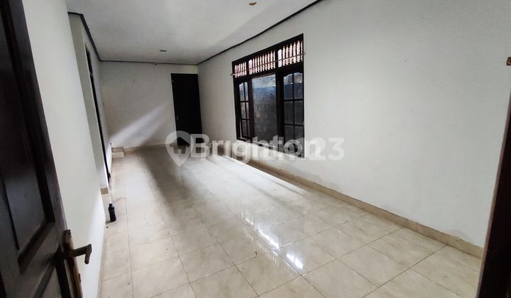 RUMAH LAMA DENGAN TANAH LUAS MASIH LAYAK HUNI 2