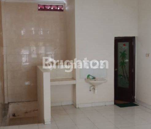RUKO 2 LT PINGGIR JALAN, PUSAT PERDAGANGAN 2