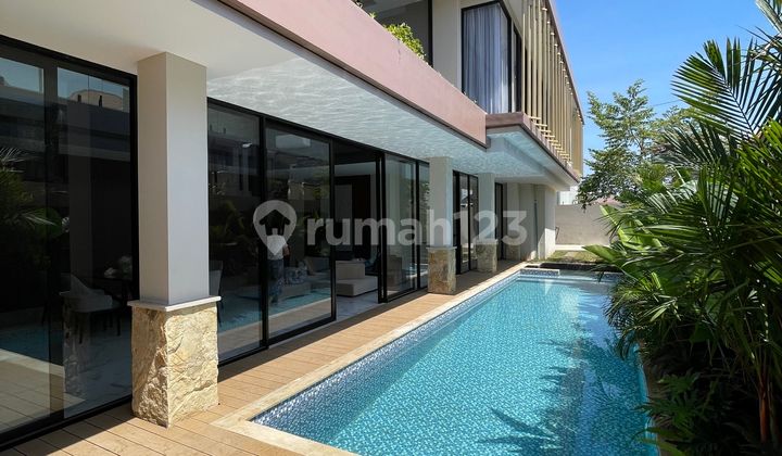 Luxury Modern Home With Rooftop & Pool In Tukad Badung Luxury Modern Home With Rooftop & Pool In Tukad Badung