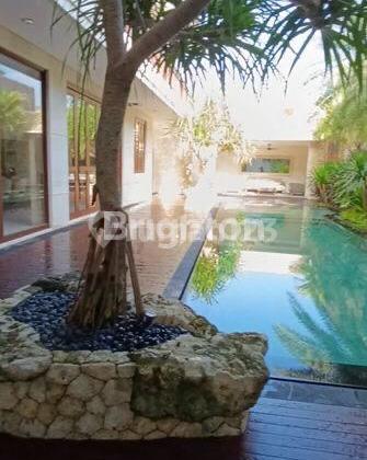 Villa Baru Dan Mewah One Gate Fasilitas Lengkap Villa Baru Dan Mewah One Gate Fasilitas Lengkap