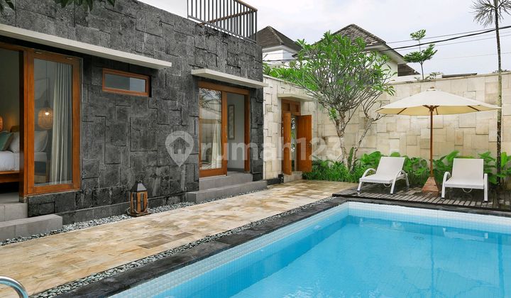 Modern Tropical House With Villa Style, Fully Furnished With Private Pool