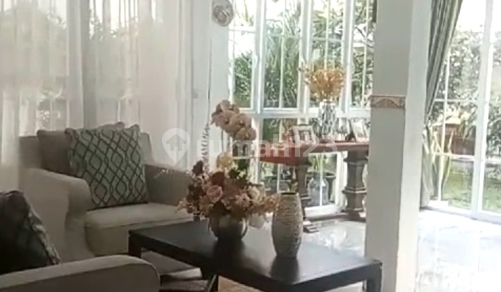 Rumah Cikini Menteng Siap Huni 2 Lantai 568m² Hadap Timur