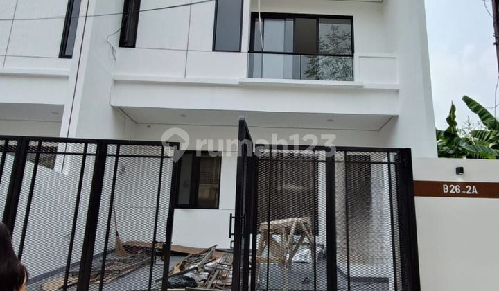 Rumah Agung Barat Agung Jaya Sunter 2 Lantai 7x14 hadap Barat