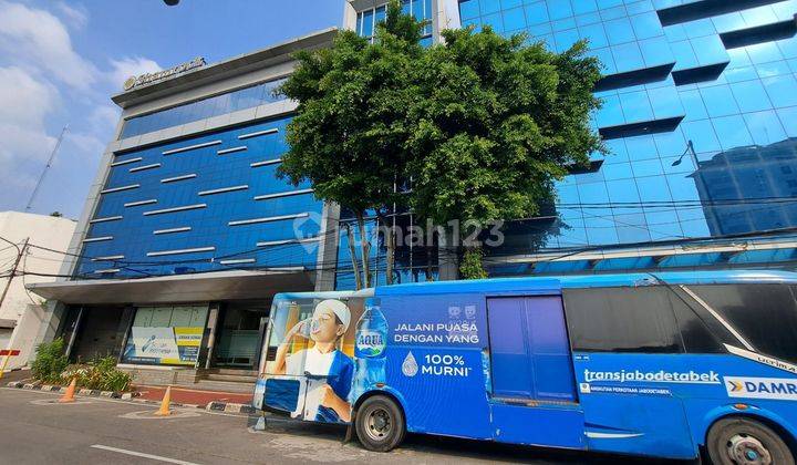 Gedung 4 Lantai 30x17 JL Angkasa Kemayoran Bungur Besar Raya
 2