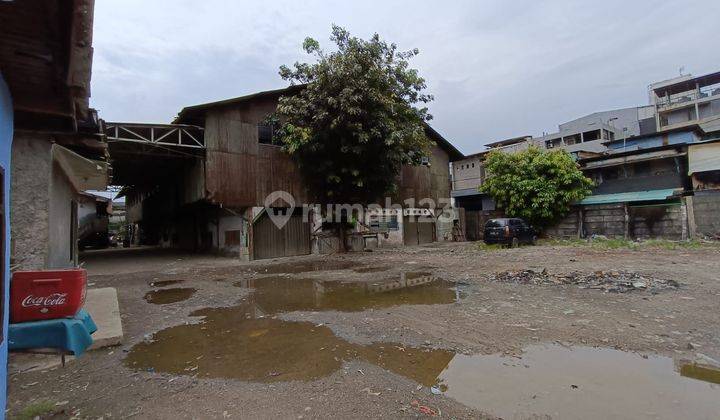 Sewa Gudang 2.100m² Jl Lodan Raya Ancol hadap Selatan
 2