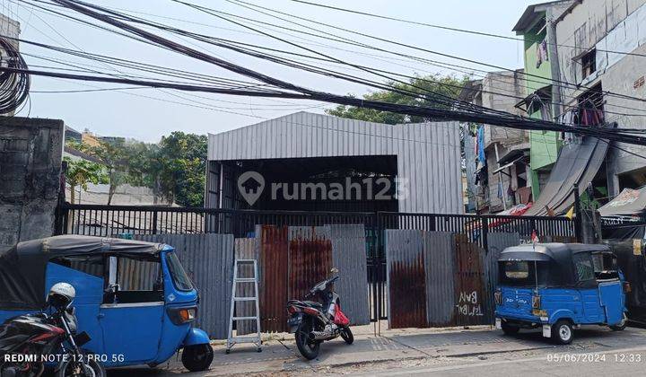 Gudang 365m² Jl Ampera dekat ke Ancol dan Gunung Sahari
 1