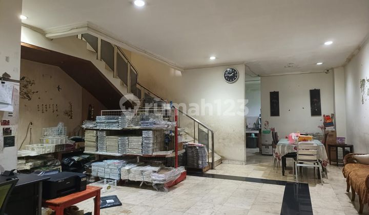 Grand North Sunter House 3 Floors 7x25 West Facing Road 3 Cars 2