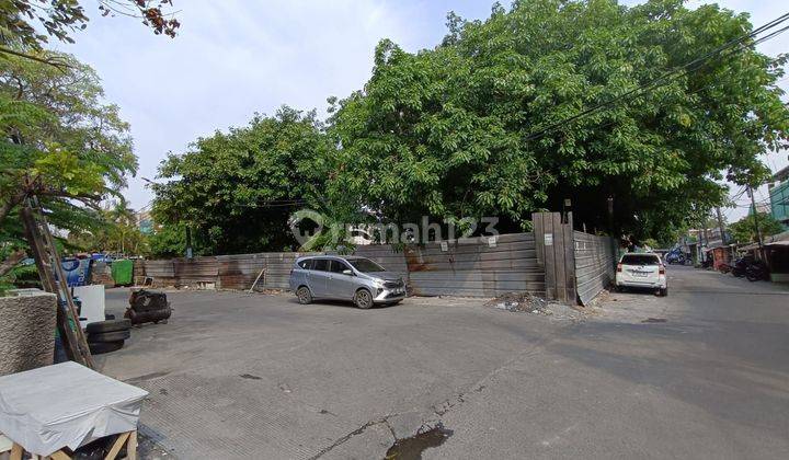 Tanah Kavling Komersil 1.090m² depan
Stasiun Tanjung Priok Jakut 2