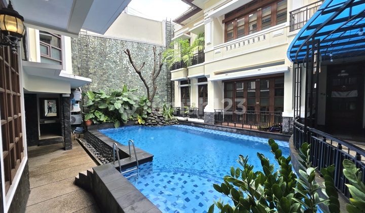 Menteng House Jl Hos Cokroaminoto 629M² East Facing 2