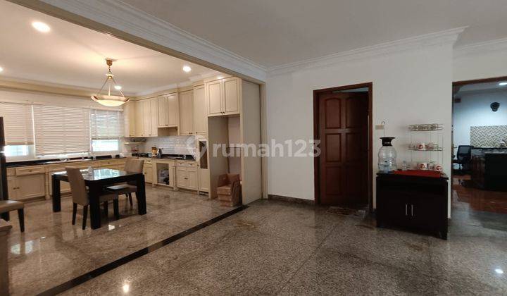 Rumah 704m² Menteng Jakarta Pusat Jalan Raya Utama Hadap Utara 2