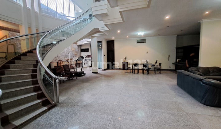 Kuta Beach House Ancol Timur 2 Floors 17x30 Facing North Kuta Beach House Ancol Timur 2 Floors 17x30 Facing North